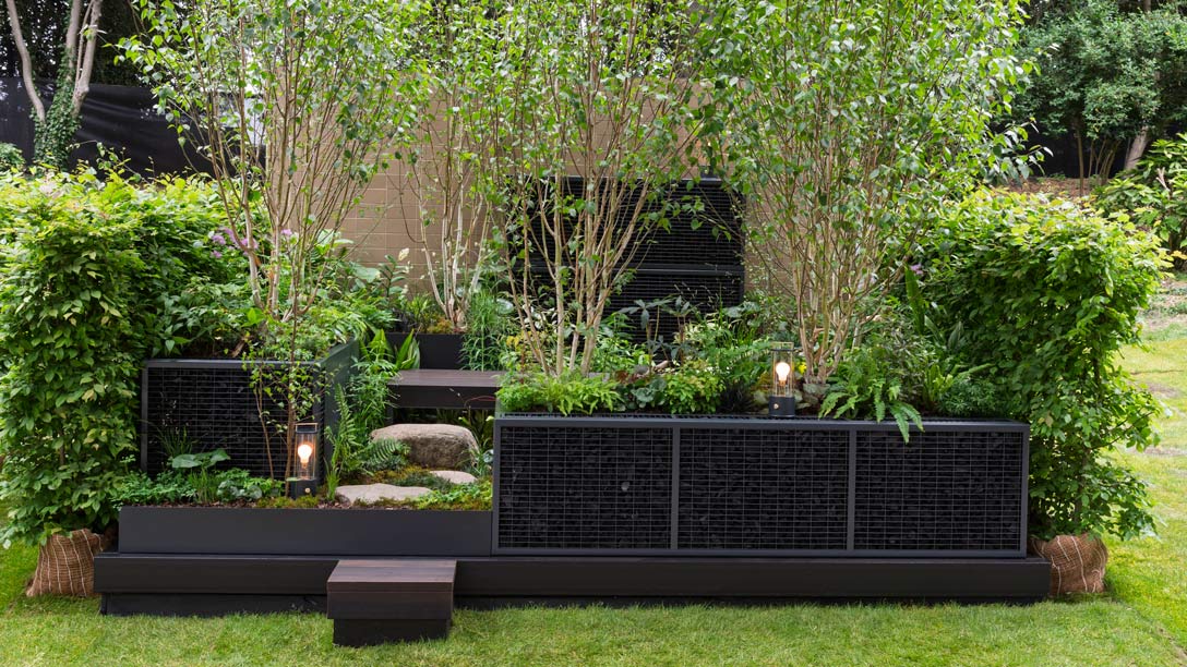 A Space to Read Balcony Garden sponsored by Viking designed by