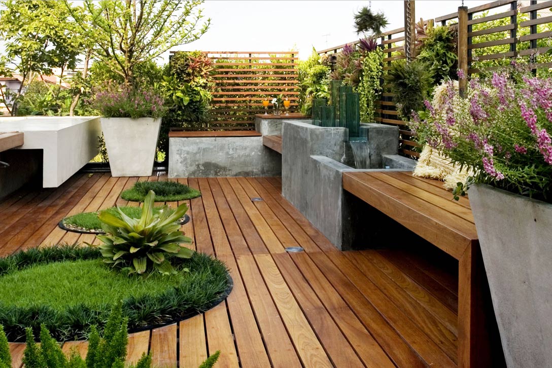 How to create a garage roof garden / RHS Gardening