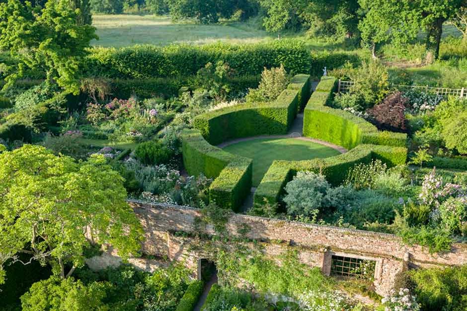 Get together for a Great British Garden Party - National Garden Scheme