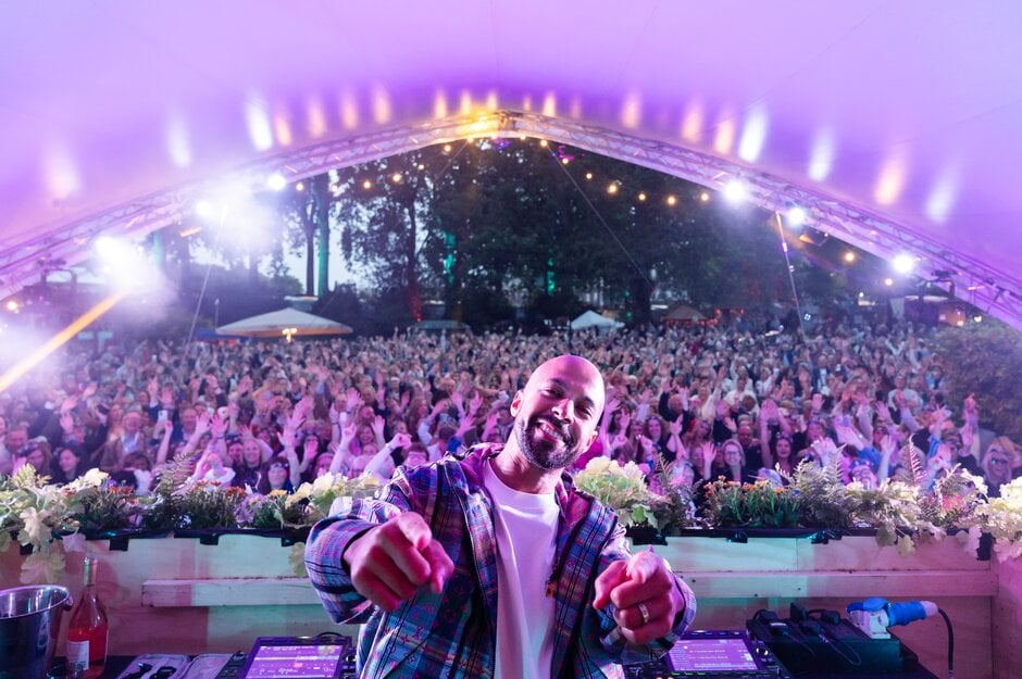 Martin Humes at Chelsea Late