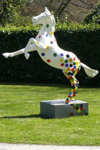 'Losing his marbles' sculpture