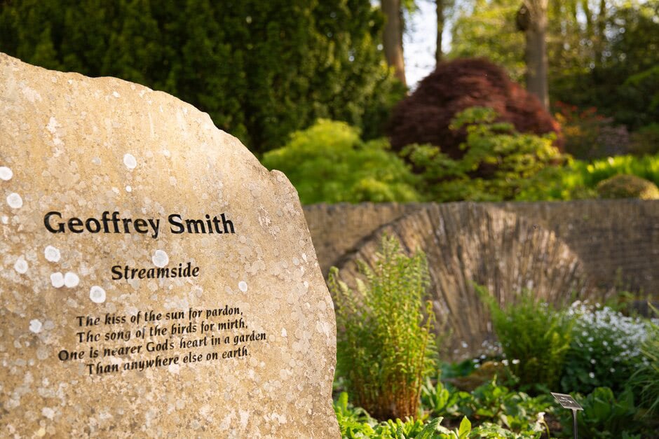 Geoffrey Smith memorial stone