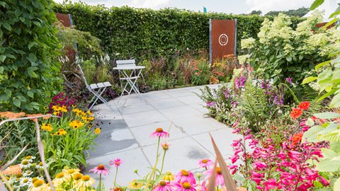 A partnership between Cheshire Police and University Centre Reaseheath, this garden aims to help raise awareness of cyber crime and what we can all do to keep ourselves safe