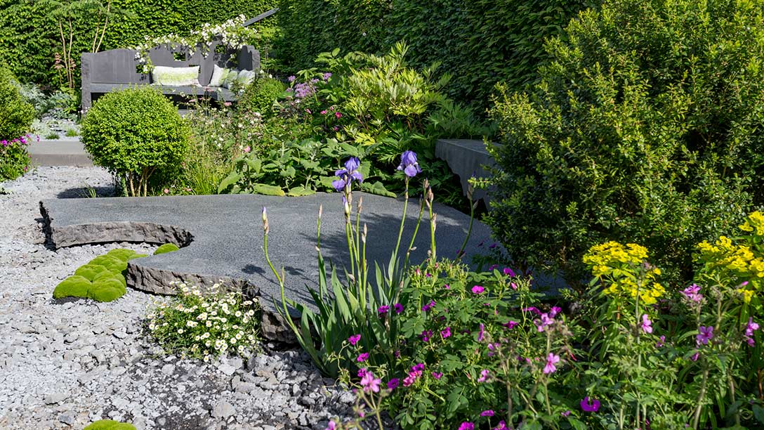 See The Linklaters Garden for Maggie's at RHS Chelsea Flower Show 2017