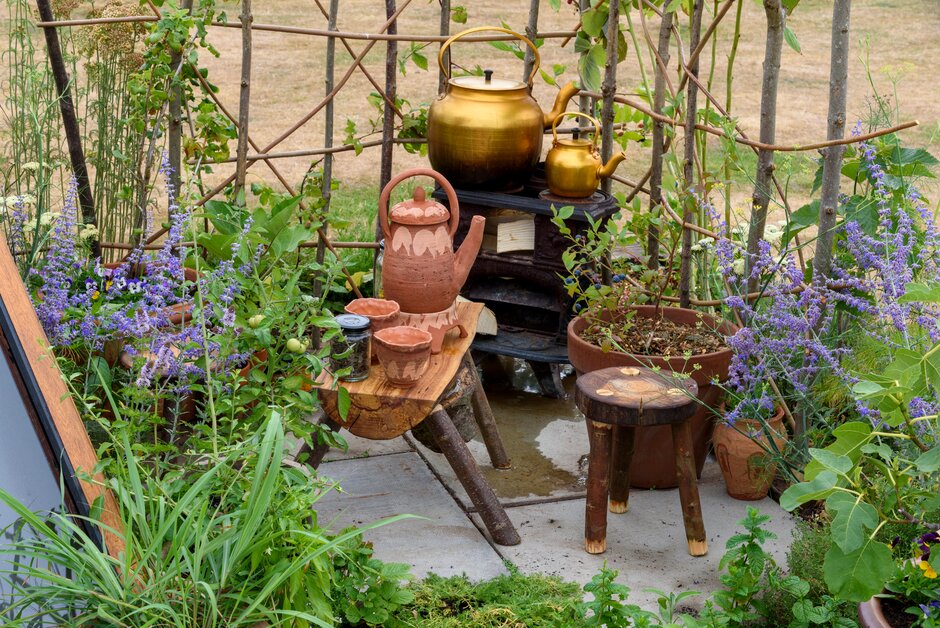 FruiTEA Greener Border at RHS Tatton Park 2022